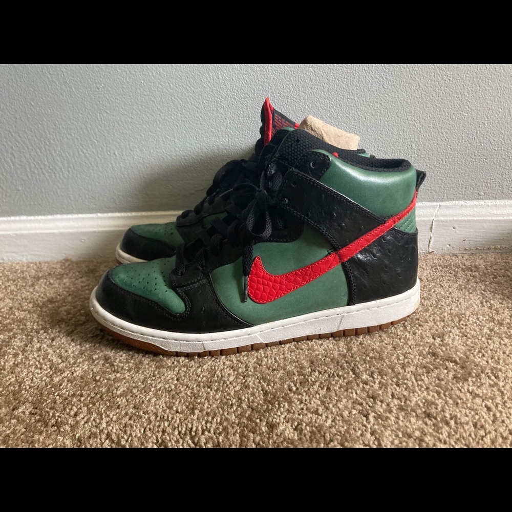 Nike Dunk Hi Supreme Spark Le ‘EAST’